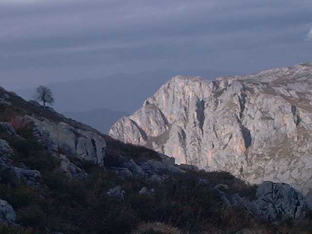 Los Porros de Vizcalluenga desde Amieva